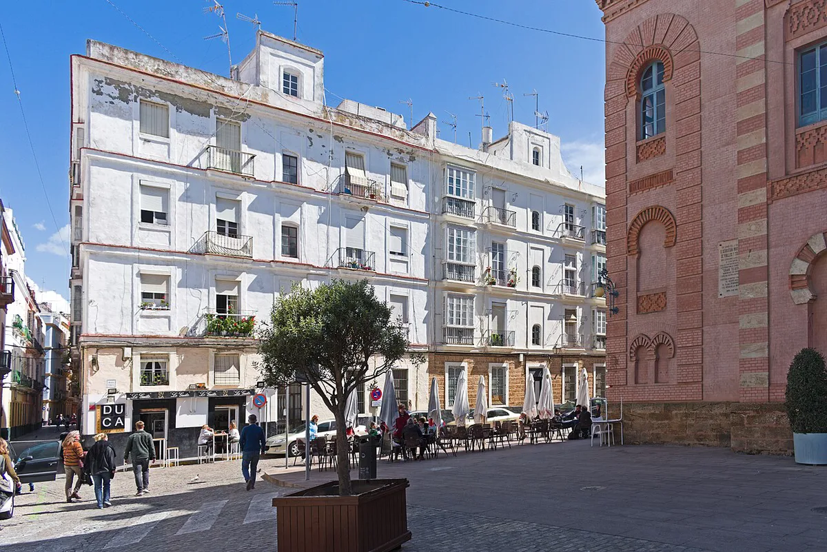 Cádiz Plaza de Falla from Gran Teatro Falla — 2