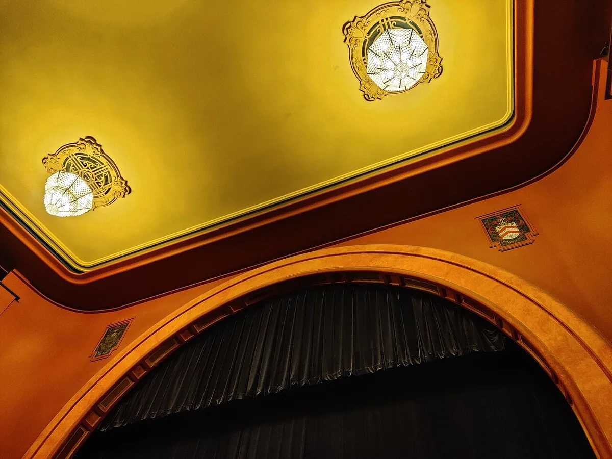Audience and box office at Teatro Villamarta during Festival de Jerez, Spain — 1