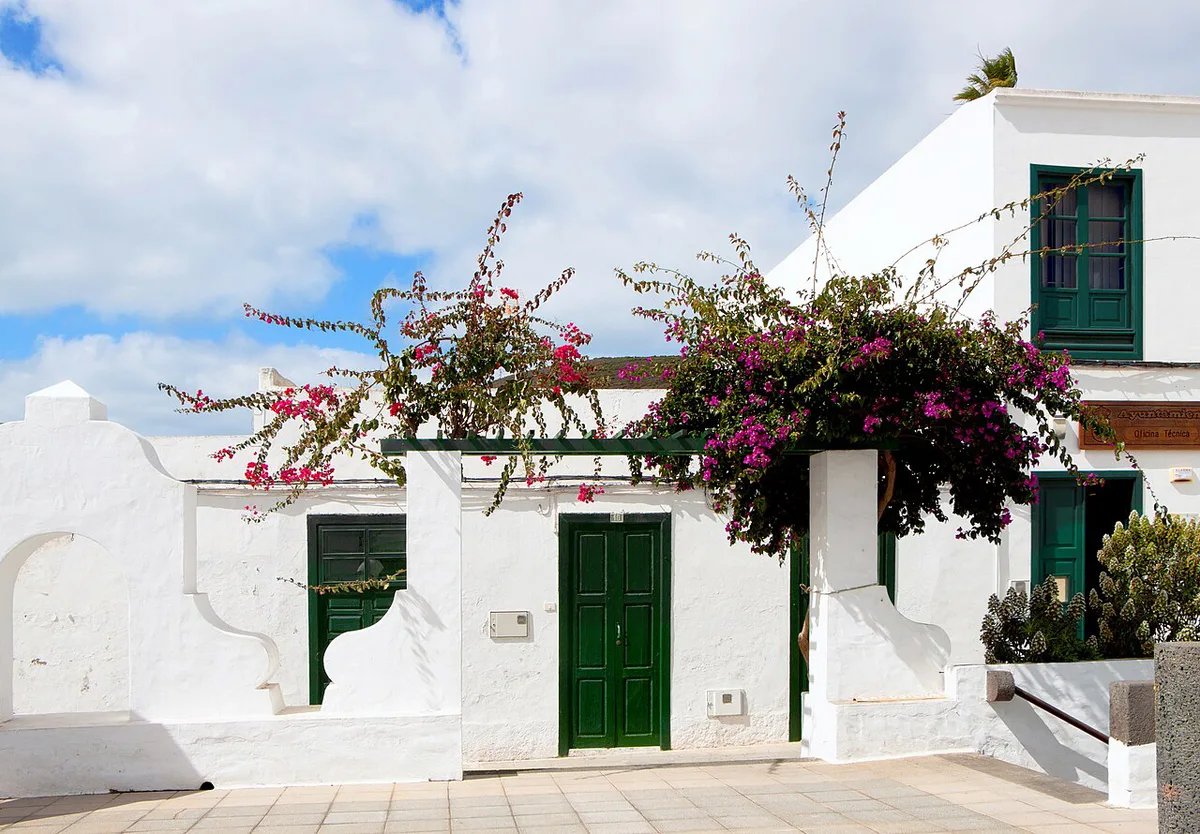 Plaza de la Constitución - Haría - Lanzarote - 02 — 2